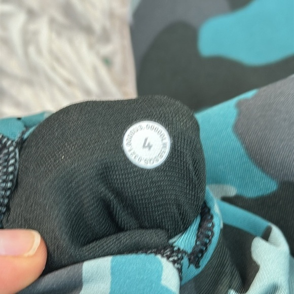 Lululemon Wunder Under High-Rise Tight 25" Heritage 365 Camo Tidewater Teal Mult - Picture 4 of 5